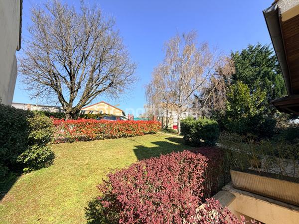 Vente
                Maison165 m² - 7 Pièces -
                    MONTLHERY (91310)