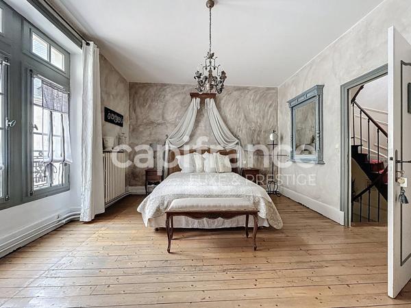 Local commercial - Chambres d'hôtes au coeur de Langeais 420 m², 8 chambres
