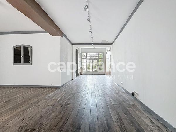 Local commercial - Chambres d'hôtes au coeur de Langeais 420 m², 8 chambres