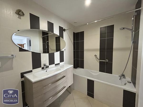 Appartement à vendre 3 pièces 94m² Beauvais (60000)