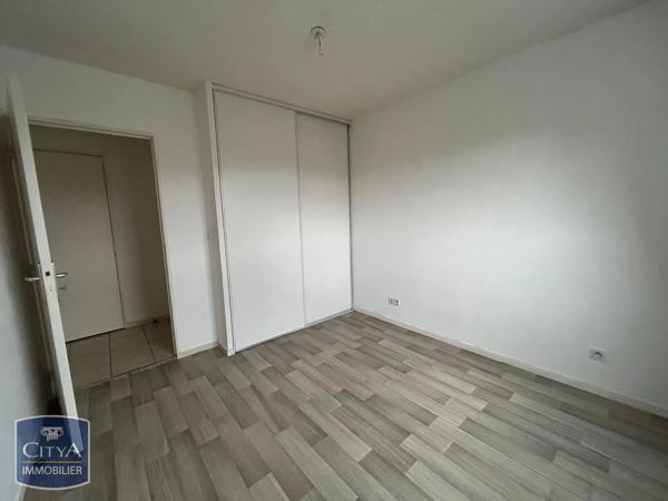 Appartement à louer 2 pièces 45.82m² Saint-Quentin (02100)