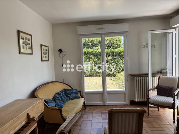 Maison
         9 pièces
        - 148 m² 332 000 € *
