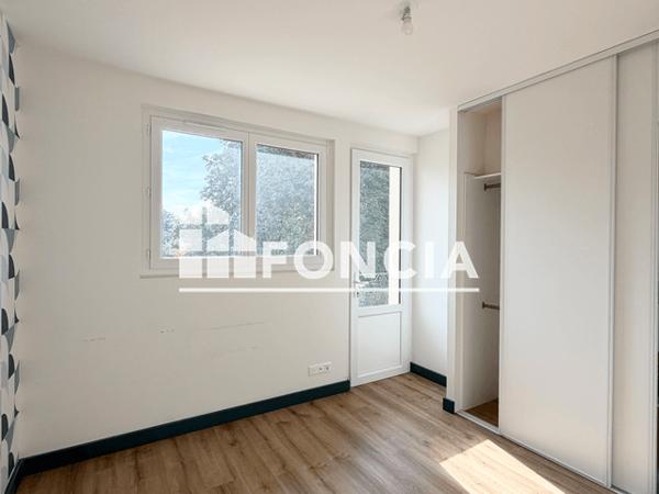Location Maison 5 pièces 123 m² - 7 RUE DU DOCTEUR SAINZ Cholet 49300