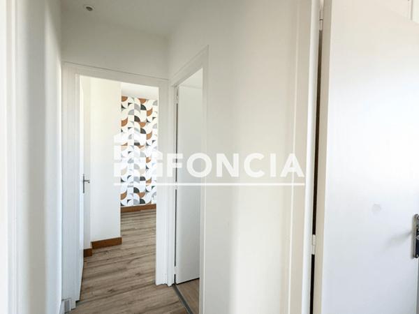 Location Maison 5 pièces 123 m² - 7 RUE DU DOCTEUR SAINZ Cholet 49300