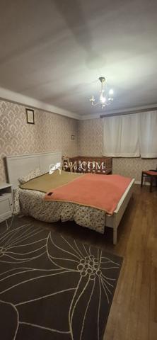 Maison 8 pièce(s) 5 chambre(s) 136.54 m²