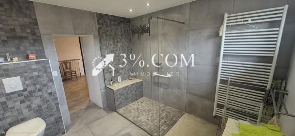 Maison 8 pièce(s) 5 chambre(s) 136.54 m²