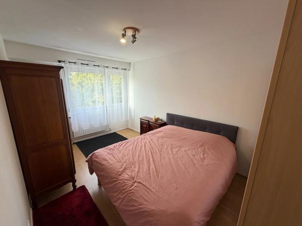 VILLERS LES NANCY SECTEUR CLAILIEUX  CENTRE F3 AVEC PARKING.