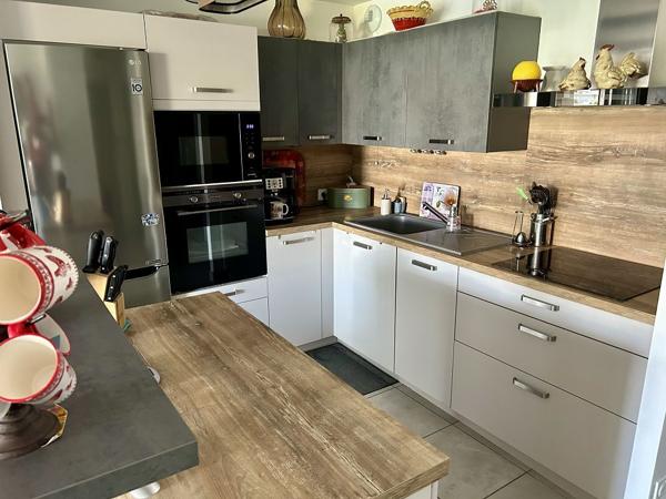 Appartement F3 - MONTROND LES BAINS