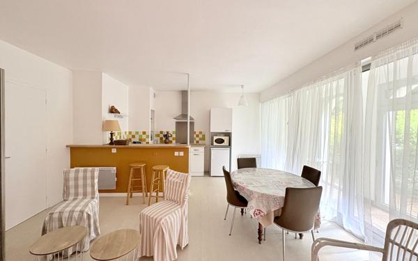 Appartement à vendre    2 pièces • 47,33 m2 La Rochelle