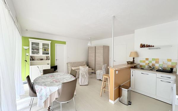 Appartement à vendre    2 pièces • 47,33 m2 La Rochelle