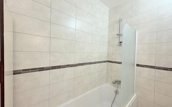 Appartement à vendre    2 pièces • 47,33 m2 La Rochelle