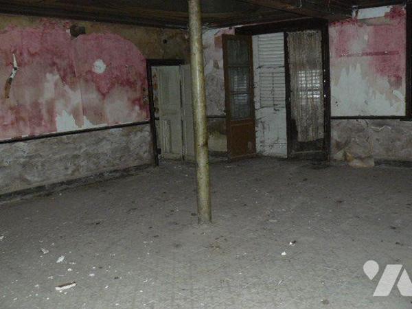 Immeuble à vendre à La Vôge les Bains (88240) en Vosges (88)

Cet immeuble à rénover dispose ...