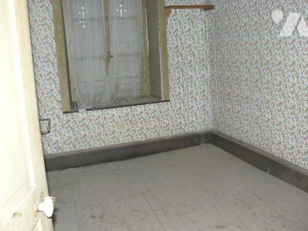 Immeuble à vendre à La Vôge les Bains (88240) en Vosges (88)

Cet immeuble à rénover dispose ...