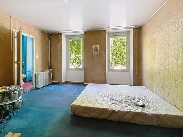 LAVELANET CENTRE, LOT DE 2 BIENS IMMOBILIERS A VENDRE