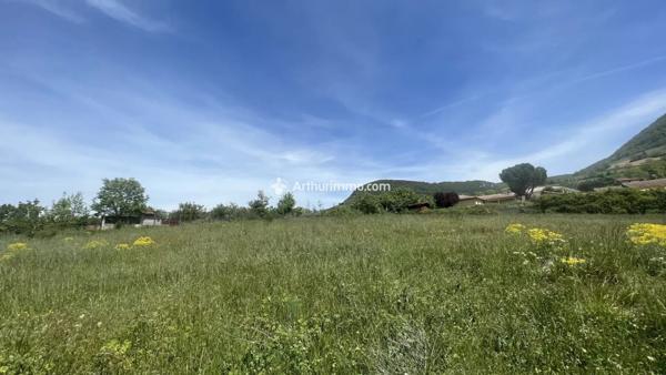 Vente Maison 10 pièces 167 m2 à Saint-Georges-de-Luzençon