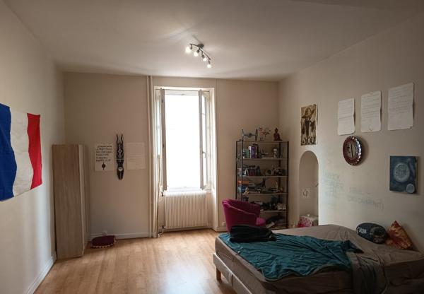 À vendre - Immeuble 193 m² situé à Périgueux (24000)
