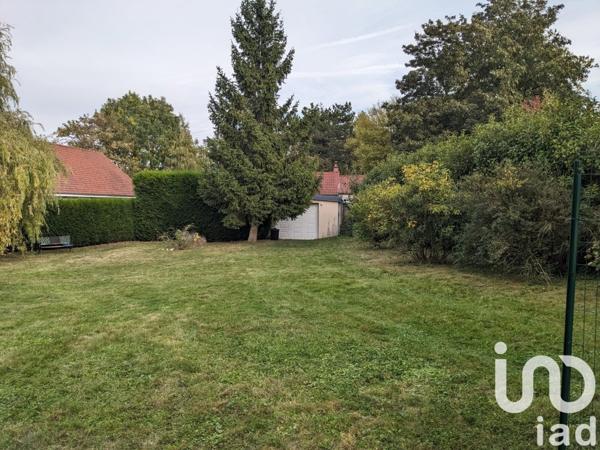 Maison 4 pièces de 100 m² à Saint-Fuscien (80680)