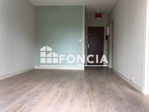 Location Studio 29.04 m² - 30 AVENUE DE BOURGES Gien 45500