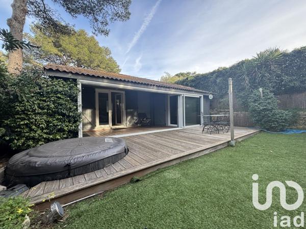 Châlet 4 pièces de 63 m² à Gassin (83580)