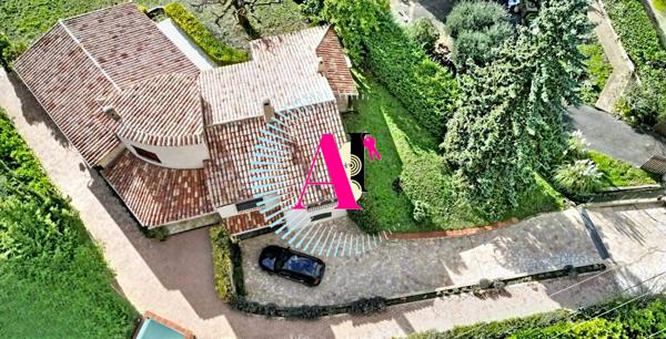 MAISON DE 167 M² / PEYMEINADE / TERRAIN DE 3000 M² / AU CALME /  EN PLEINE NATURE / GARAGE / CAVES / PROCHE ECOLES