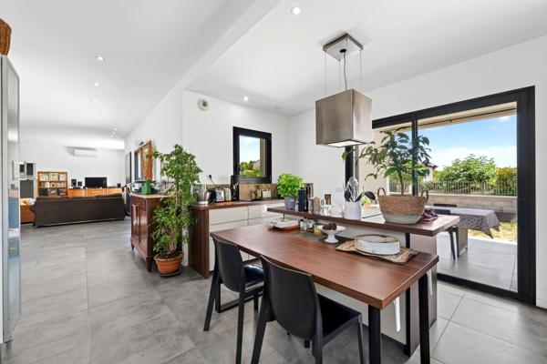 Vente Maison de luxe Sanary-sur-Mer 5 Pièces 132 m²