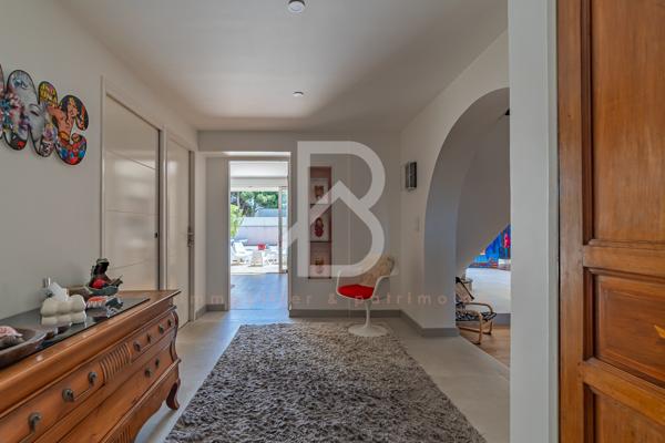 Pérols (34470) PEROLS - VILLA 317 m2 - TERRAIN 2 000 m2 - DOUBLE GARAGE - DEPENDANCE 67 m2