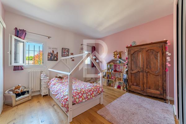 Pérols (34470) PEROLS - VILLA 317 m2 - TERRAIN 2 000 m2 - DOUBLE GARAGE - DEPENDANCE 67 m2