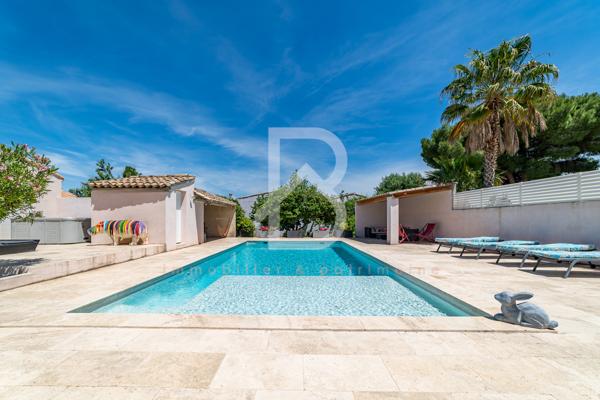 Pérols (34470) PEROLS - VILLA 317 m2 - TERRAIN 2 000 m2 - DOUBLE GARAGE - DEPENDANCE 67 m2