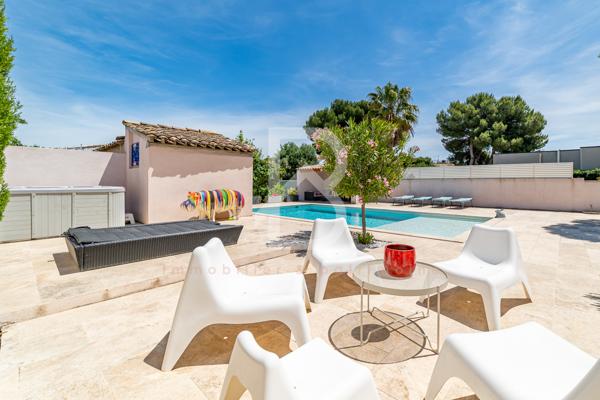 Pérols (34470) PEROLS - VILLA 317 m2 - TERRAIN 2 000 m2 - DOUBLE GARAGE - DEPENDANCE 67 m2