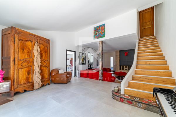 Pérols (34470) PEROLS - VILLA 317 m2 - TERRAIN 2 000 m2 - DOUBLE GARAGE - DEPENDANCE 67 m2