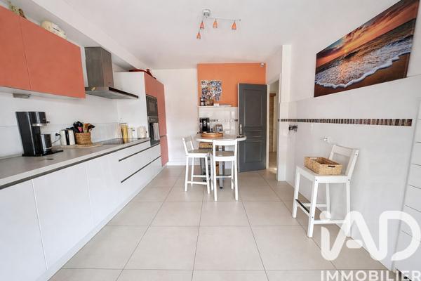 Maison à vendre 4 pièces 142 m² Cassis
