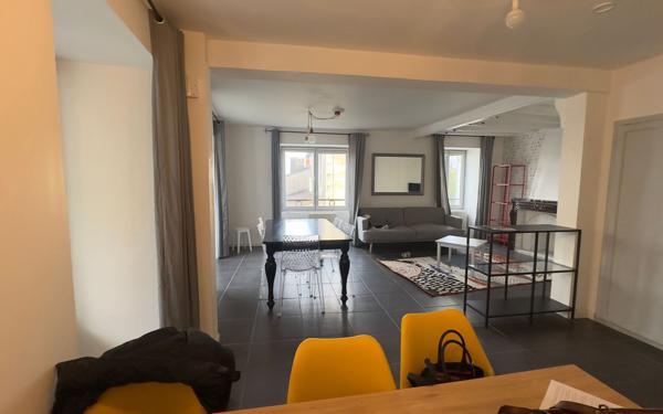 Maison à vendre    6 pièces •  Thiviers