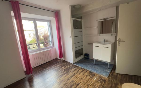 Maison à vendre    6 pièces •  Thiviers