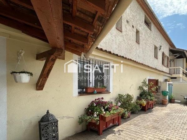 EXCLUSIVITE APPARTEMENT T4 EN REZ DE CHAUSSEZ AVEC JARDIN PRIVATIF