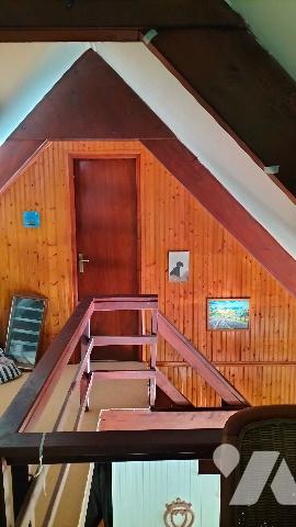 L'étude vous propose cette maison pleine de charme située au calme dans un écrin de verdure