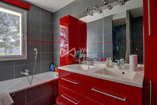 MAISON DE 174 M² AU CRÈS –