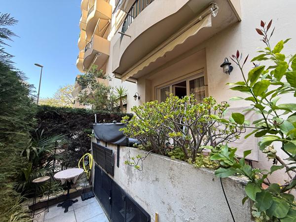 Appartement Cannes 2/3 pièces 59.03 m2 terrasse cave