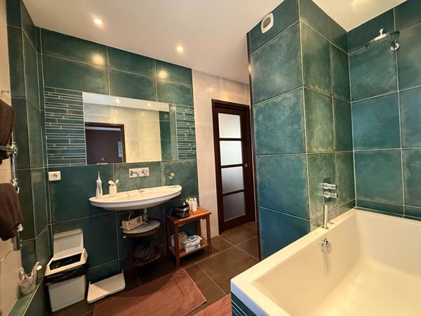 Appartement Cannes 2/3 pièces 59.03 m2 terrasse cave