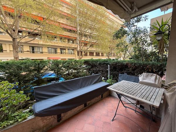 Appartement Cannes 2/3 pièces 59.03 m2 terrasse cave