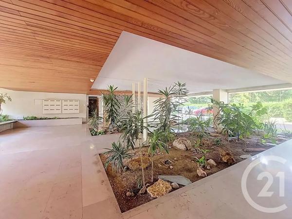 Appartement F4 à vendre  4 pièces - 93,71 m 2   ST MAUR DES FOSSES  - 94