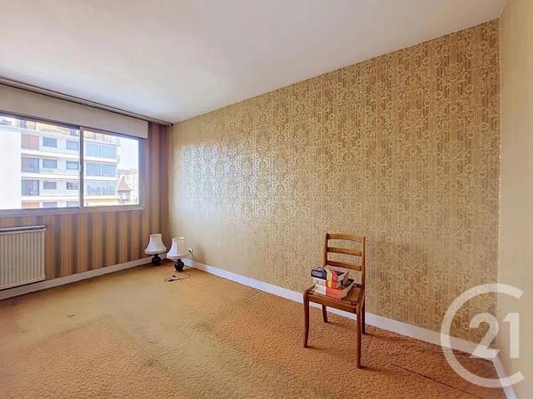 Appartement F4 à vendre  4 pièces - 93,71 m 2   ST MAUR DES FOSSES  - 94