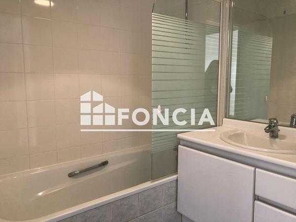 Location Appartement 3 pièces 58.7 m² - 82 BIS RUE DE MONTREUIL Paris 75011