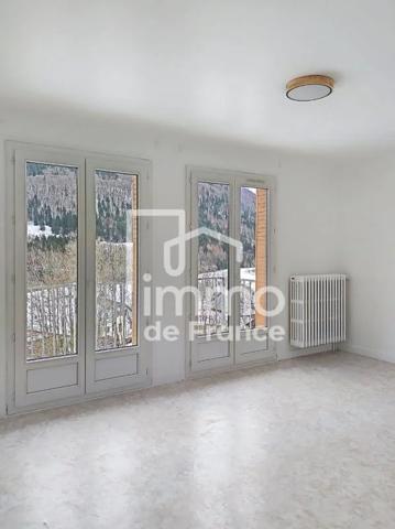 Appartement à louer à Septmoncel les Molunes (39310)