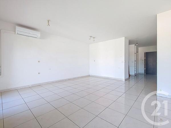 Appartement T3 à vendre  3 pièces - 79,50 m2 MARSEILLE - 13008