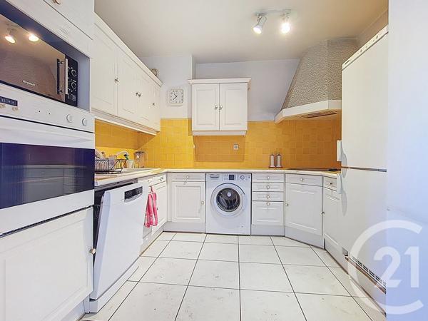 Appartement T3 à vendre  3 pièces - 79,50 m2 MARSEILLE - 13008