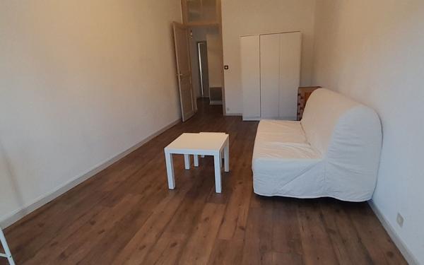 Appartement à louer    2 pièces •  Nice