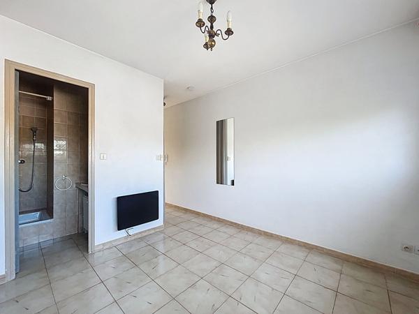 A vendre : appartement T2 de 24m2 Sainte-Anne 13008 Marseille