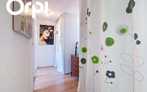 Appartement à vendre    4 pièces • 82,40 m2 Solliès-Pont