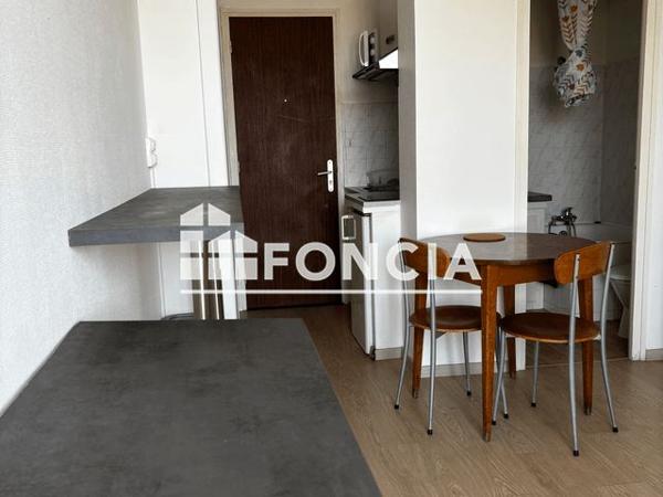 Location Studio meublé 17.33 m² - RUE ERNEST SARROU Agen 47000