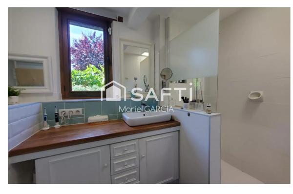 Coup de cœur Garanti- Corps de ferme rénové- piscine